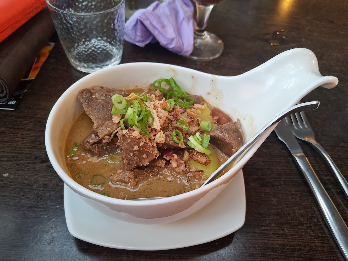 Siam Pagoda Thai Garden Restaurant-10