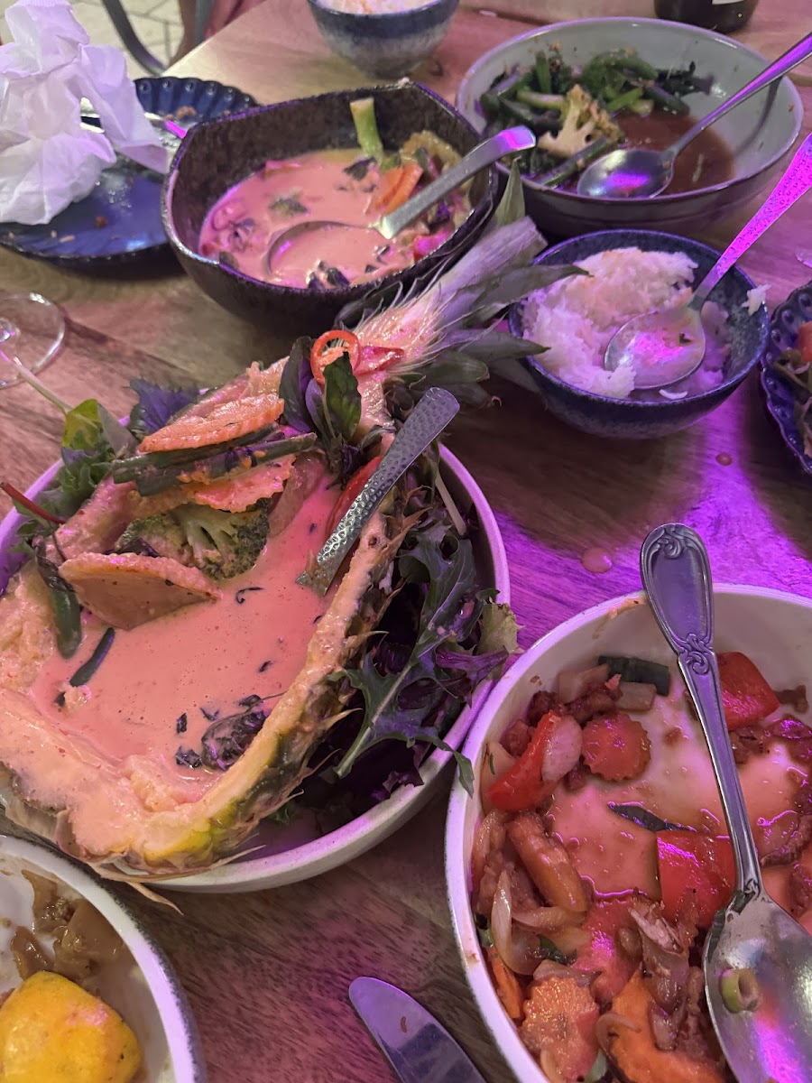 Siam Pagoda Thai Garden Restaurant-3